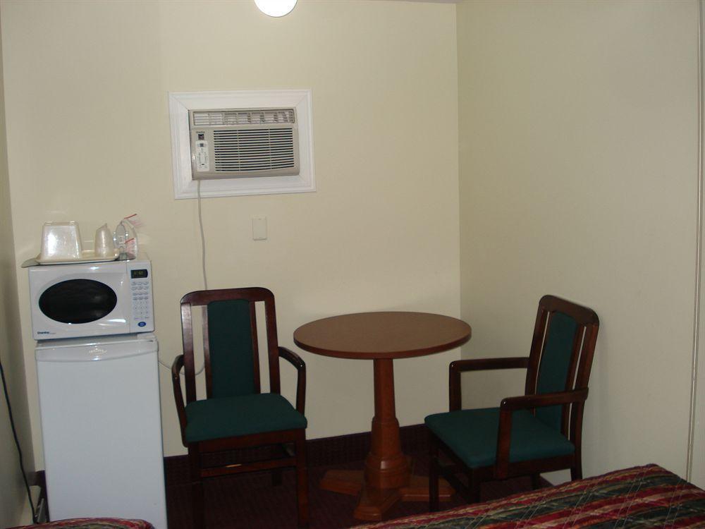 Lincoln Motel Sturgeon Falls Dış mekan fotoğraf