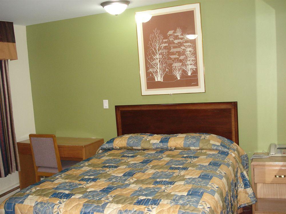 Lincoln Motel Sturgeon Falls Dış mekan fotoğraf