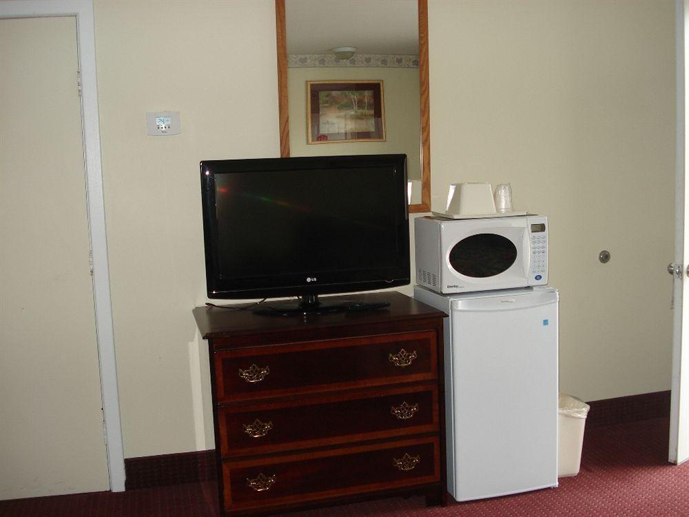 Lincoln Motel Sturgeon Falls Dış mekan fotoğraf