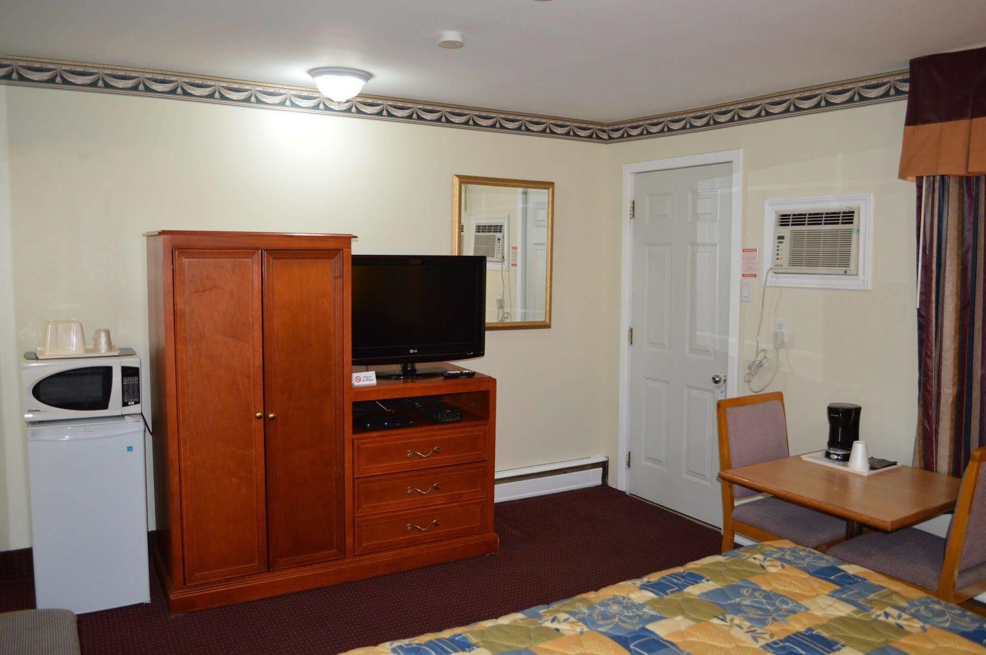 Lincoln Motel Sturgeon Falls Dış mekan fotoğraf