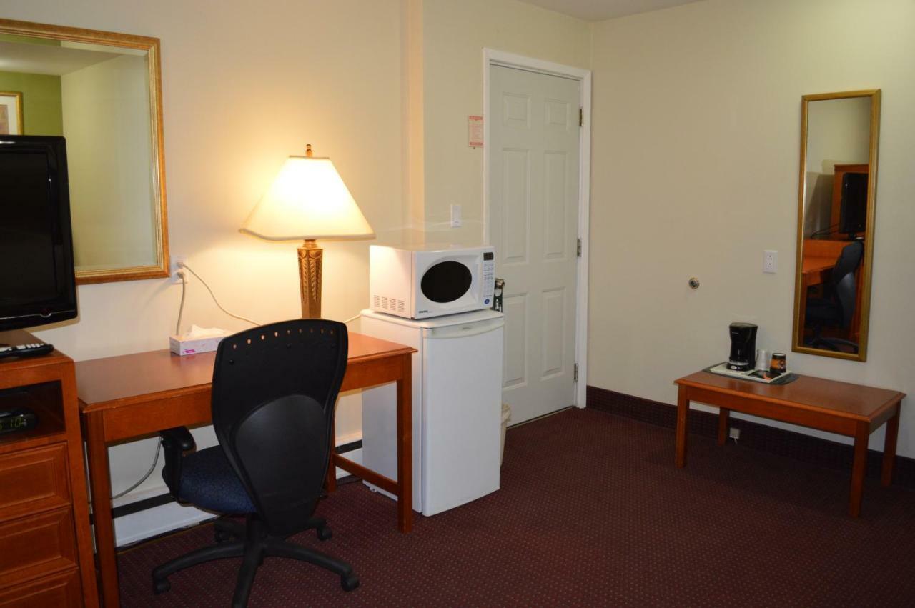Lincoln Motel Sturgeon Falls Dış mekan fotoğraf