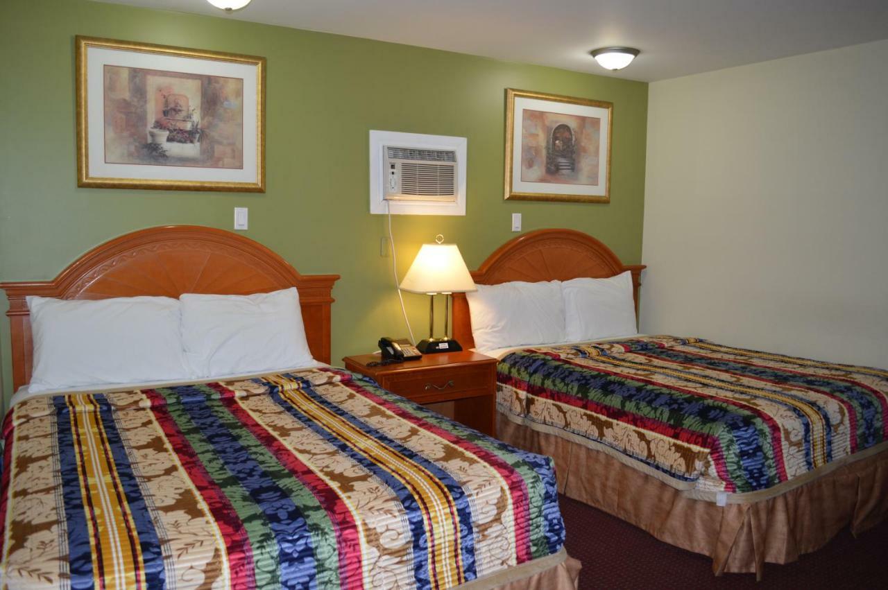 Lincoln Motel Sturgeon Falls Dış mekan fotoğraf