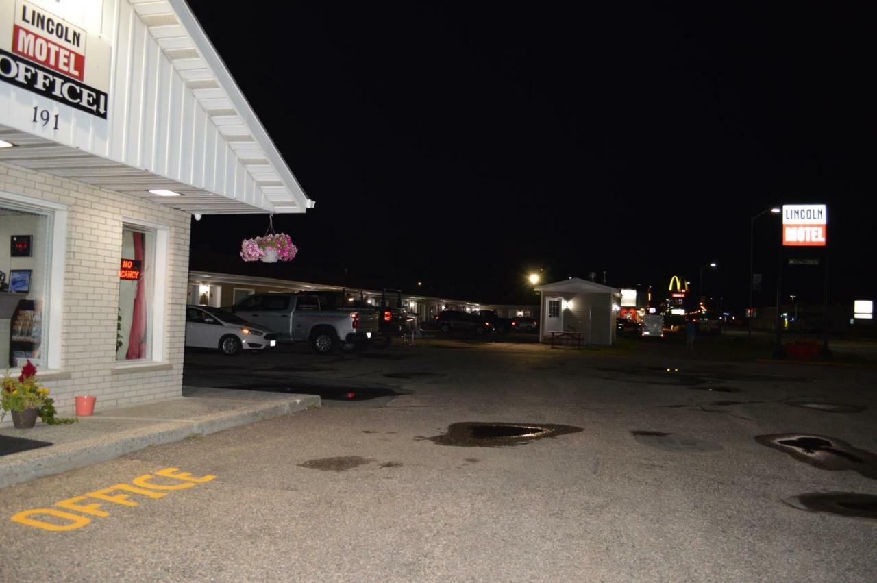 Lincoln Motel Sturgeon Falls Dış mekan fotoğraf